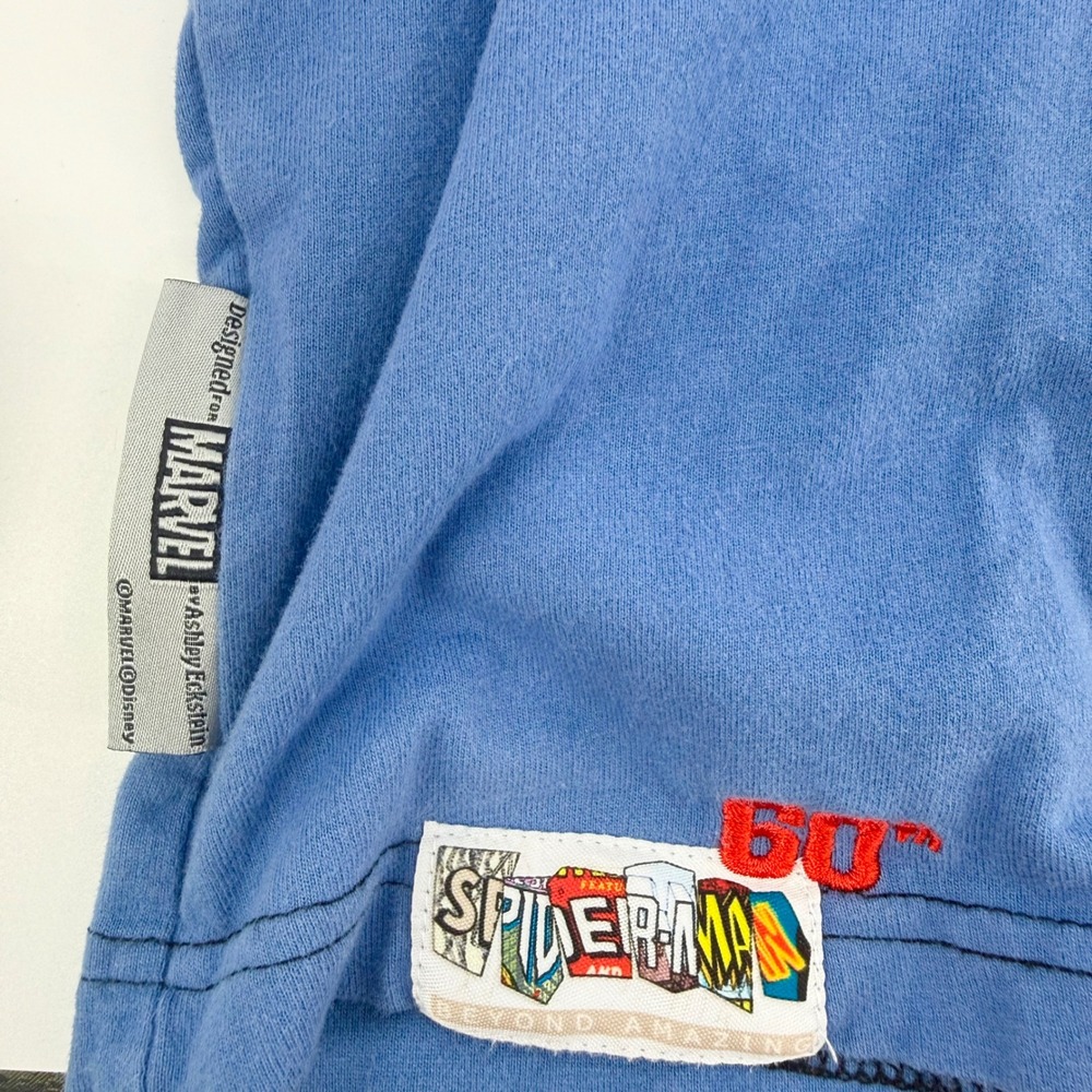 Marvel Spider-Man 60th Anniversary Ashley Eckstein Colorblock Long Sleeve M - Picture 2 of 5